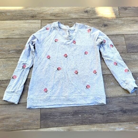 Tahari floral lightweight sweatshirt, very soft and comfortable, all season - Picture 2 of 7